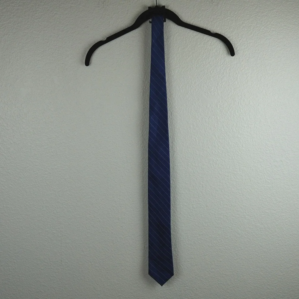 Calvin Klein Mens Necktie Silk Blue Plaid Business Formal‎ Office Career